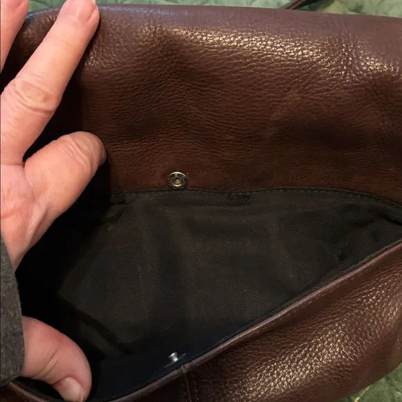 Vintage Liz Claiborne Leather Crossbody Shoulder Bag Cognac Brown Snap Close - Picture 4 of 12